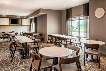 هتل Springhill Suites By Marriott Hershey Near The Park