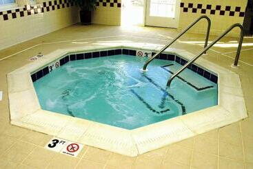 هتل Springhill Suites By Marriott Hershey Near The Park