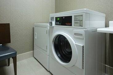هتل Springhill Suites Nashville Metrocenter
