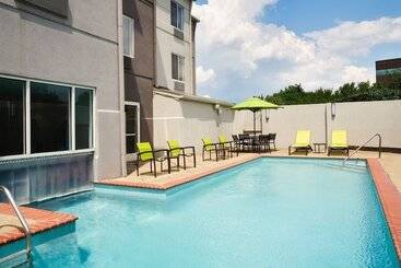 هتل Springhill Suites Nashville Metrocenter