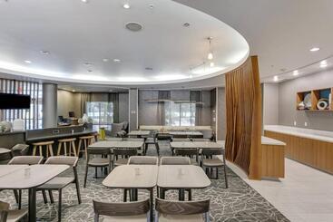 هتل Springhill Suites By Marriott Sacramento Natomas