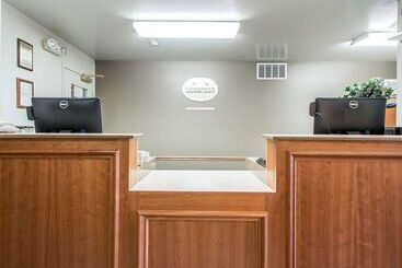 هتل Birch Hill Suites Columbia