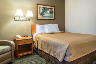 هتل Birch Hill Suites Columbia