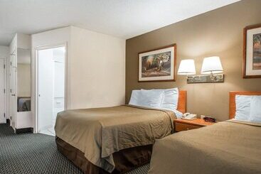 هتل Birch Hill Suites Columbia