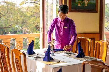 Ta Prohm Hotel & Spa
