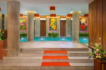 Ta Prohm Hotel & Spa