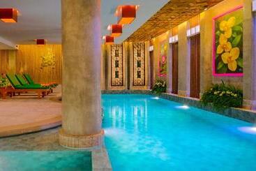 Ta Prohm Hotel & Spa