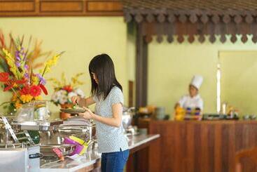 Ta Prohm Hotel & Spa