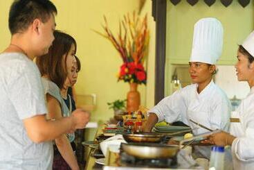 Ta Prohm Hotel & Spa