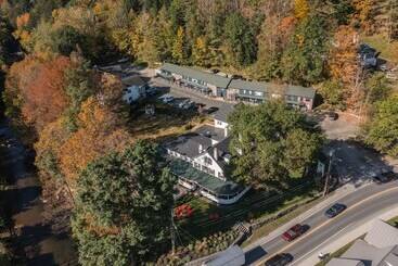 هتل The Stowe Village Inn