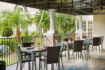 The Terrace Hotel Lakeland, Tapestry Collection By Hilton