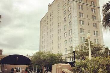 The Terrace Hotel Lakeland, Tapestry Collection By Hilton