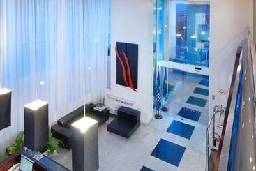 هتل Paraiso Suites By Charlie
