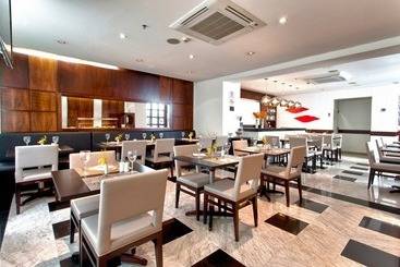 هتل Paraiso Suites By Charlie
