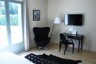 酒店 Hôtel Villa Navarre