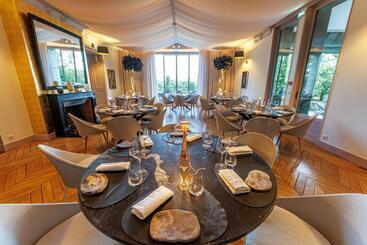 酒店 Hôtel Villa Navarre