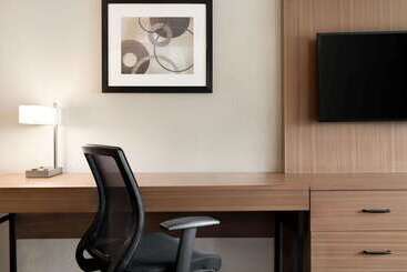 هتل Wingate By Wyndham Cincinnati Blue Ash