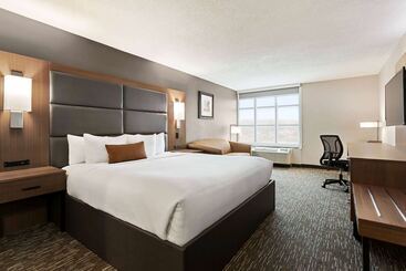 هتل Wingate By Wyndham Cincinnati Blue Ash