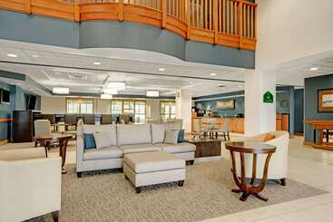 هتل Wingate By Wyndham Fargo