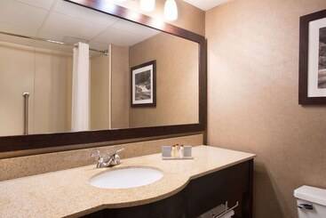 هتل Wingate By Wyndham Garner/raleigh South