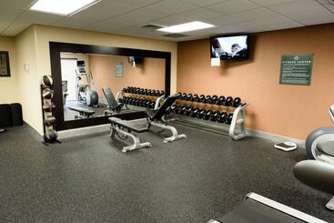 هتل Spark By Hilton Greensboro