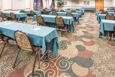 هتل Wingate By Wyndham Airport   Rockville Road
