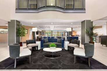 هتل Wingate By Wyndham Montgomery