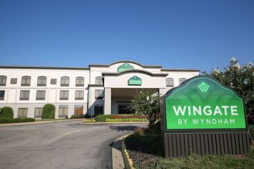 هتل Wingate By Wyndham Montgomery