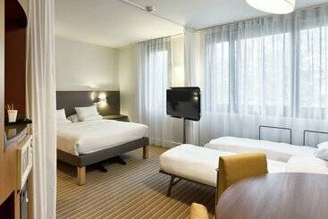 B&B HOTEL Vélizy