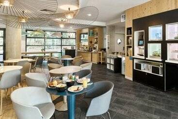 B&B HOTEL Vélizy