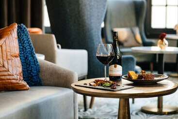 The Terrace Hotel Lakeland, Tapestry Collection By Hilton