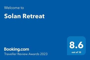 تختخواب و صبحانه Solan Retreat