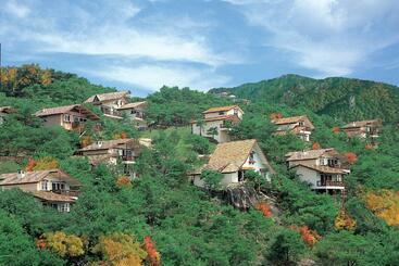 Club Es Jecheon Resort