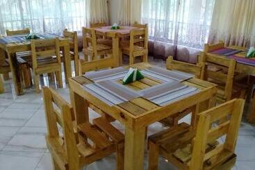 هتل Africa Lodge Arusha