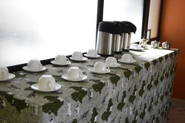 هتل Africa Lodge Arusha