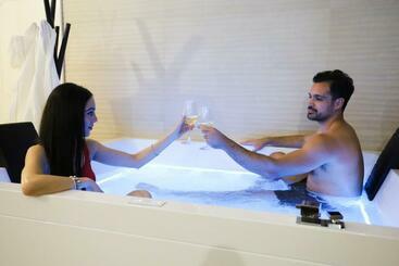 בית מלון כפרי Agriturismo Cantina Morone