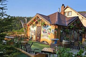 هتل Cabana Edelweiss