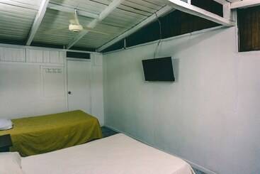 酒店 Cabinas El Prado