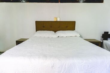 酒店 Cabinas El Prado