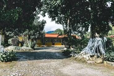 酒店 Cabinas El Prado