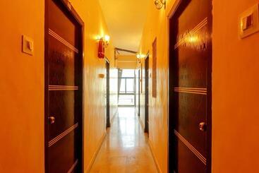 Super Hotel O Karimnagar