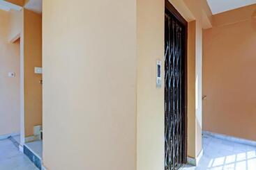 Super Hotel O Karimnagar