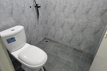 ホテル Omah Pandhoek Family Syariah By Stayku