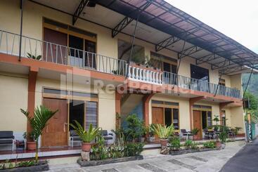 هتل Sido Langgeng Tawangmangu Mitra Reddoorz