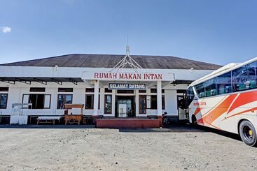 בית מלון כפרי Oyo 3479  Intan