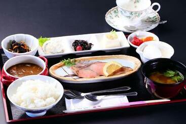 בית מלון כפרי Reposer Makino