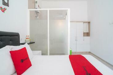 Пансион Reddoorz Syariah At Winong Nganjuk