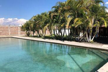 膳宿费 Room In Guest Room   Lodging And Camping The Island