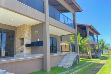 استراحتگاه Riviera De Praia Bela