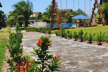استراحتگاه Riviera De Praia Bela